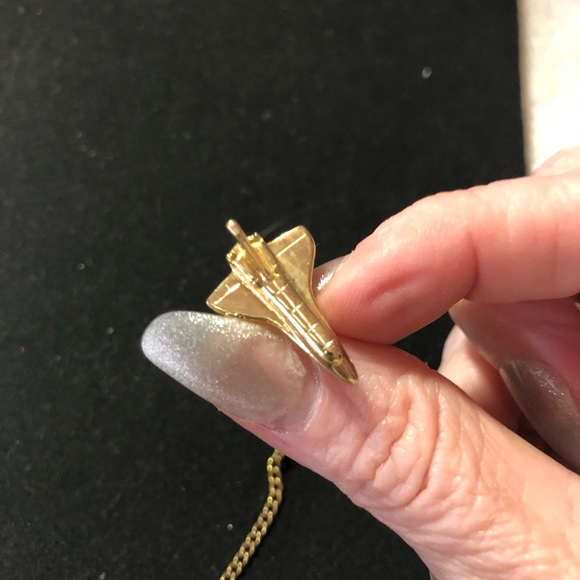NASA Space Shuttle vintage goldtone tie tack pin - Picture 5 of 5
